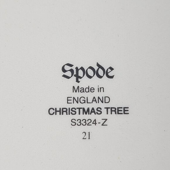 Spode Christmas Tree Round Fluted Small Dish, England. NIB Scalloped Edge - Picture 6 of 7